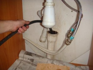 чем прочистить канализационные трубы