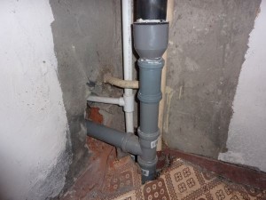 как расчеканить чугунную трубу