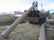 Процесс выгрузки стеклопластиковых труб