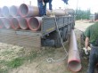 Процесс выгрузки композитных труб на объекте